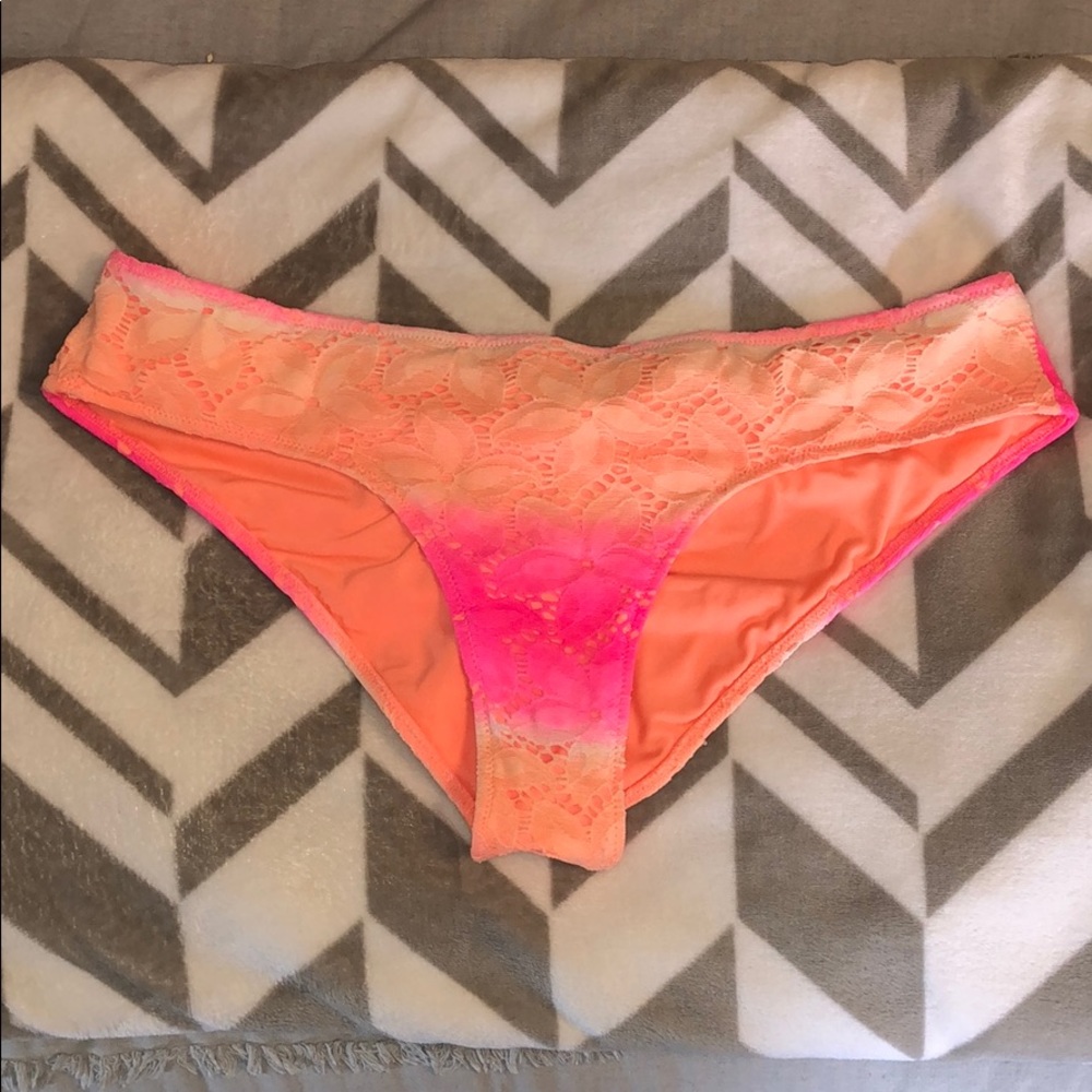 Victorias Secret Cheeky Swim Bottoms (Size Medium)